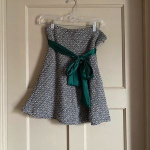 Black/White Boucle Skirt with Hunter Green Bow